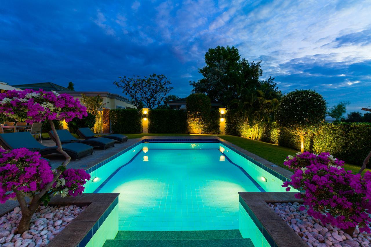 Luxury Pool Villa 604 4Br 8-10 Persons Pattaya Exterior photo